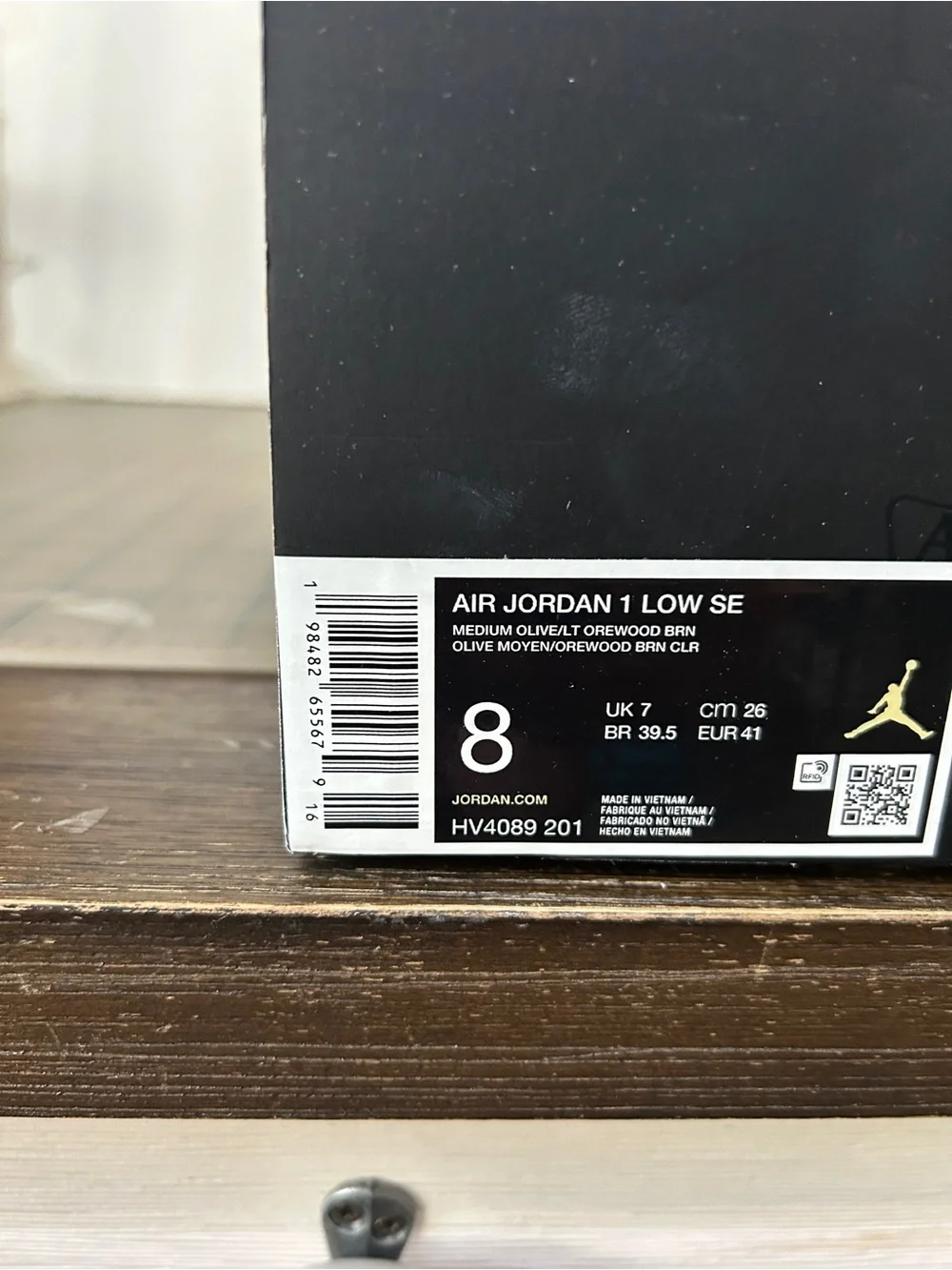 Air Jordan 1 Low ‘Medium Olive’